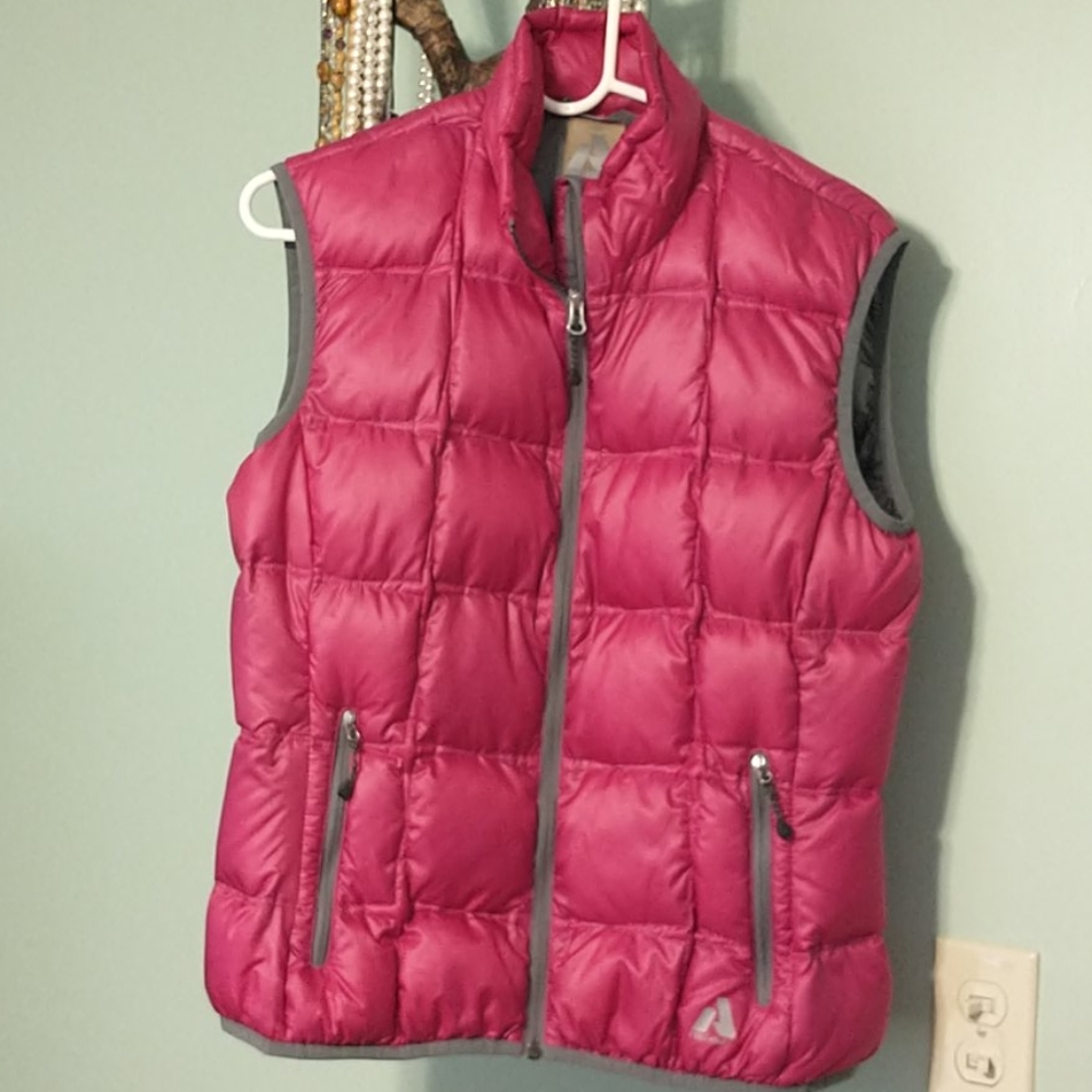 Eddie Bauer First Ascent Goose Down Vest